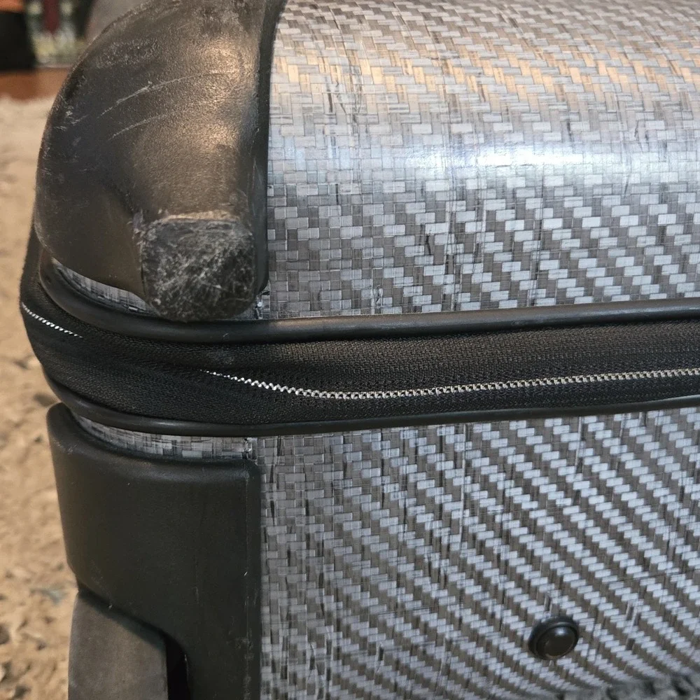 TUMI Tegra-Lite 28121TG Gray Woven Carbon Rolling Suitcase Carry-On 22